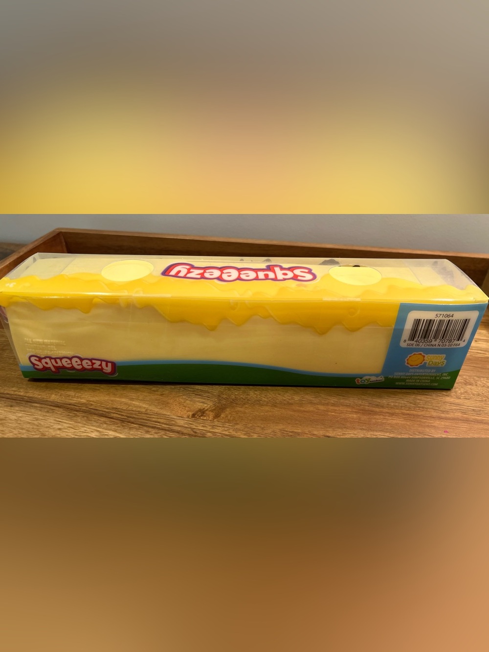 VIRAL BUTTER 🧈 Squeezy by Sunny Days! BNWT - Picture 2 of 2